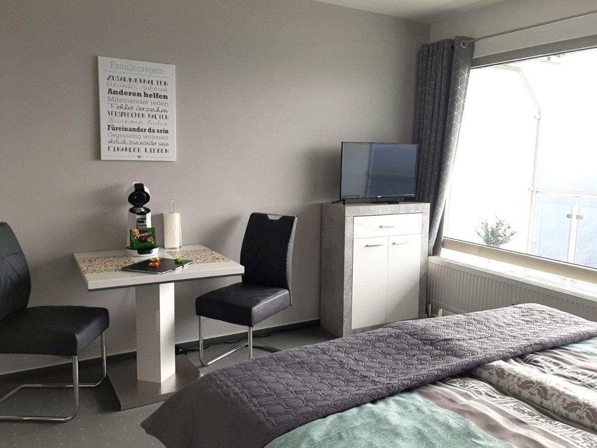 Apartment Kaiser - Dreiburgenblick Patersberg